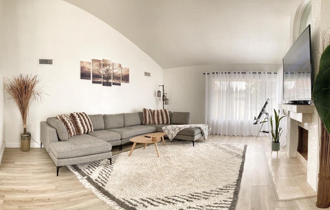 Ocluxebnb Private Resort Living Minutes From Beach 라구나힐스 외부 사진